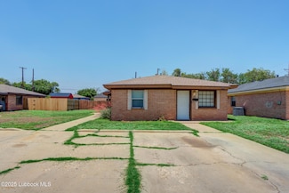 2304 40th St, Lubbock, TX 79412
