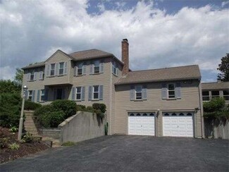 43 Hill St, Paxton, MA 01612