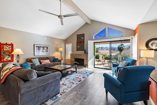 21 Las Cruces Ln, Palm Desert, CA 92260