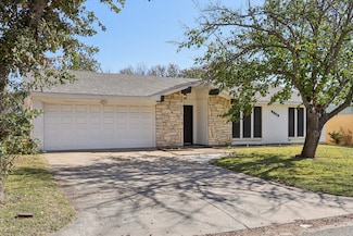 6809 Rustic Dr, Forest Hill, TX 76140