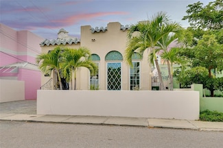 446 Burns Ct, Sarasota, FL 34236