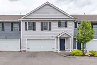 15 Deerwood Dr Unit C, Nashua, NH 03063