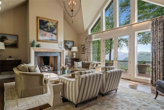 170 Old Hunters Run, Cashiers, NC 28717