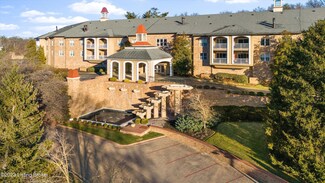 5701 Coach Gate Wynde Unit 58, Louisville, KY 40207