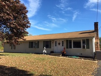 212 Mendon St, Blackstone, MA 01504