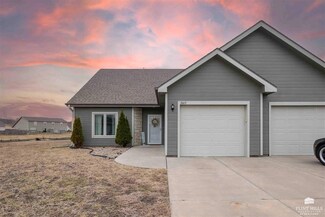 2615 T Dowling Ct, Manhattan, KS 66502