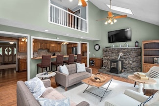 10 Patricia Ann Dr, Haverhill, MA 01830