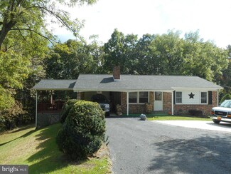 11688 Petersburg Pike, Upper Tract, WV 26866