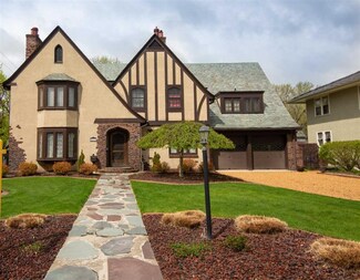 811 S 7th St, Goshen, IN 46526