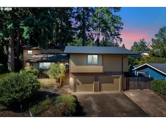 947 S R St, Cottage Grove, OR 97424