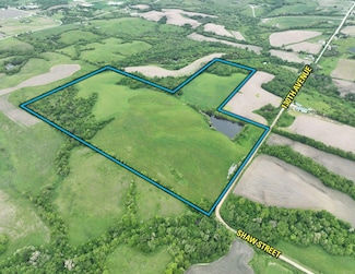 130th Avenue, Indianola, IA 50125