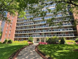 98-05 63rd Rd Unit 1C, Rego Park, NY 11374