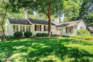 577 Upland Rd, Louisville, KY 40206