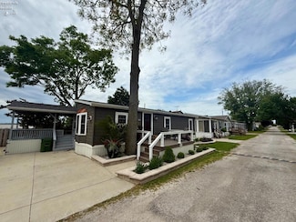 8452 E Bayshore Rd Unit 22, Lakeside Marblehead, OH 43440
