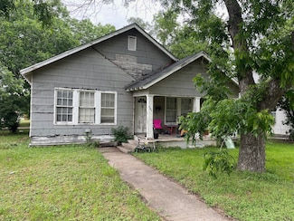 801 E Limestone Ave, Mart, TX 76664