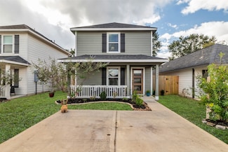 17006 Marie Village Dr, Conroe, TX 77306