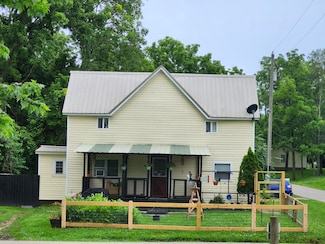 404 S Hawk St, Norwood, MO 65717