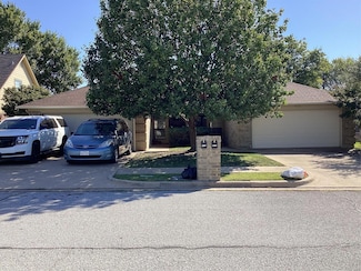 4018 Chapel Park Dr, North Richland Hills, TX 76180