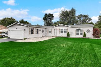 8708 Patterson St, Saint John, IN 46373