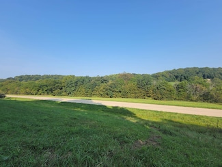 80 Shenandoah Dr, Galena, IL 61036
