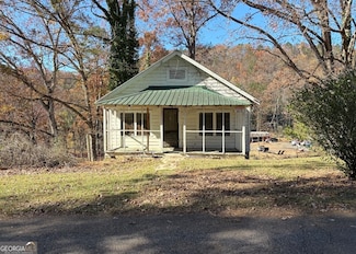 28 Old Clarksville Rd, Toccoa, GA 30577