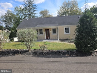 1715 Hazel Ave, Bristol, PA 19007