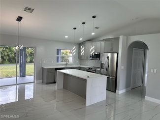 4206 SW 7th Ave, Cape Coral, FL 33914