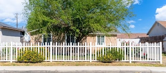 2868 Beachwood Dr, Merced, CA 95348