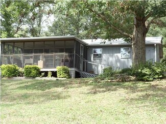 68 Buckner Rd, Flintstone, GA 30725