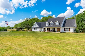 104 Fossil Ct, Springtown, TX 76082