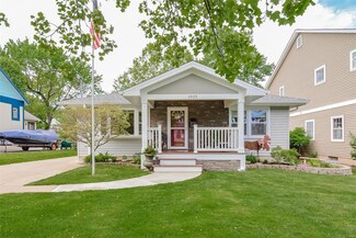1025 Brownell Ave, Saint Louis, MO 63122