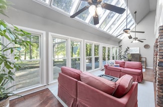 66 Northshore Dr, Jackson, TN 38305