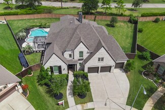 10002 Galileo Ln, Rosharon, TX 77583