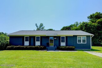 1934 Farley Dr, Wilmington, NC 28405