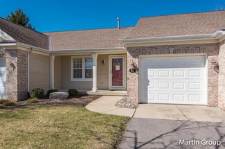 83 Pond Ridge Dr NE, Grand Rapids, MI 49546