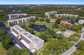 5920 80th St N Unit 103, Saint Petersburg, FL 33709