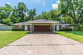 1910 E 51st Place, Tulsa, OK 74105