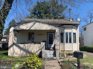 42 Riverview Ave, Morrisville, PA 19067
