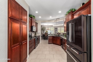 18867 N Cactus Flower Way, Surprise, AZ 85387