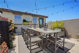 820 E Santa Ana St, Anaheim, CA 92805