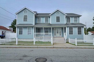 10 Galileo Ave, Providence, RI 02909