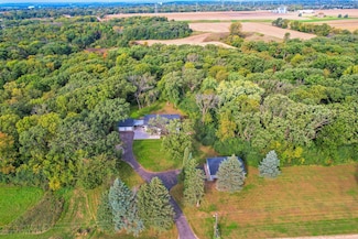 8426 Kimbro Ave S, Cottage Grove, MN 55016