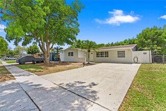 9456 SW 52nd Ct, Cooper City, FL 33328