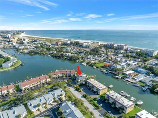 12400 Capri Cir N Unit B, Treasure Island, FL 33706