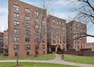 150-30 71st Ave Unit 2F, Kew Gardens Hills, NY 11367