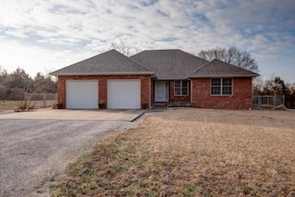 1170 E 508th Rd, Morrisville, MO 65710