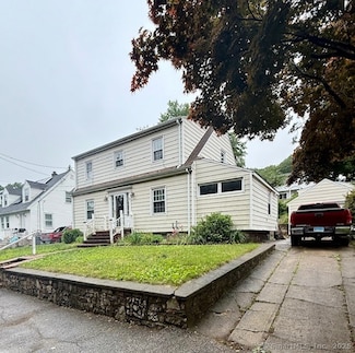 162 Emmett Ave, Derby, CT 06418