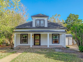 309 S 6th St, Kingfisher, OK 73750