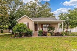 510 Zola Rd, Harrisburg, IL 62946