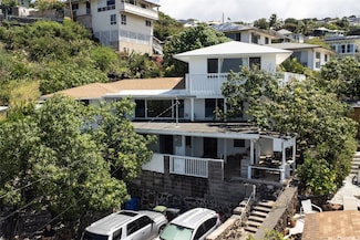 3812 Anuhea St, Honolulu, HI 96816